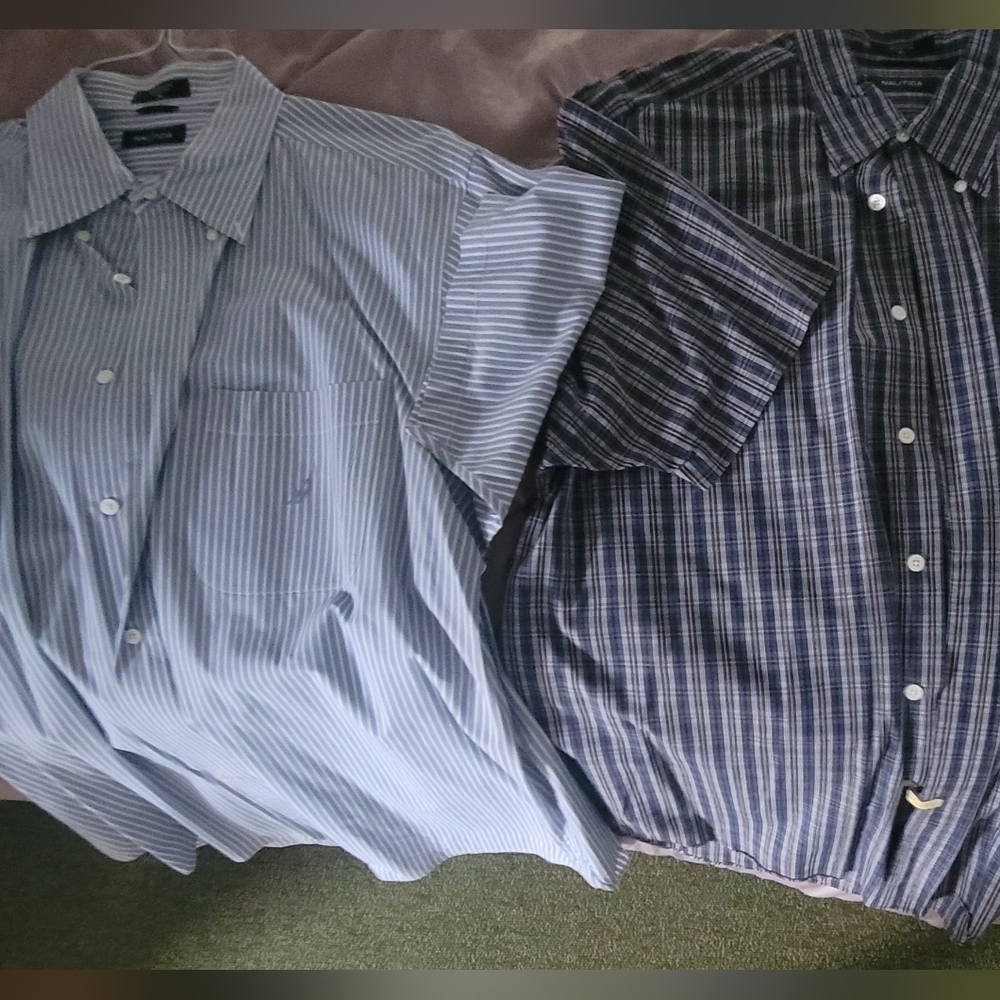 BOGO * 2 Nautica Shirts * Short Sleeve Shirts XL (Both Drycleaned)